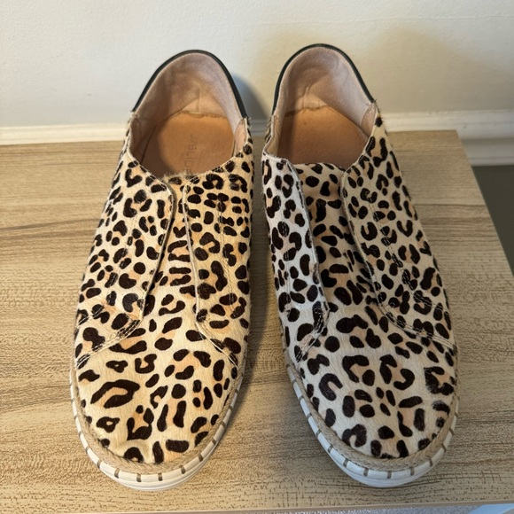 J Slides Karla Calf Hair Slip-On Sneakers Size 11 Animal Print - Picture 2 of 6